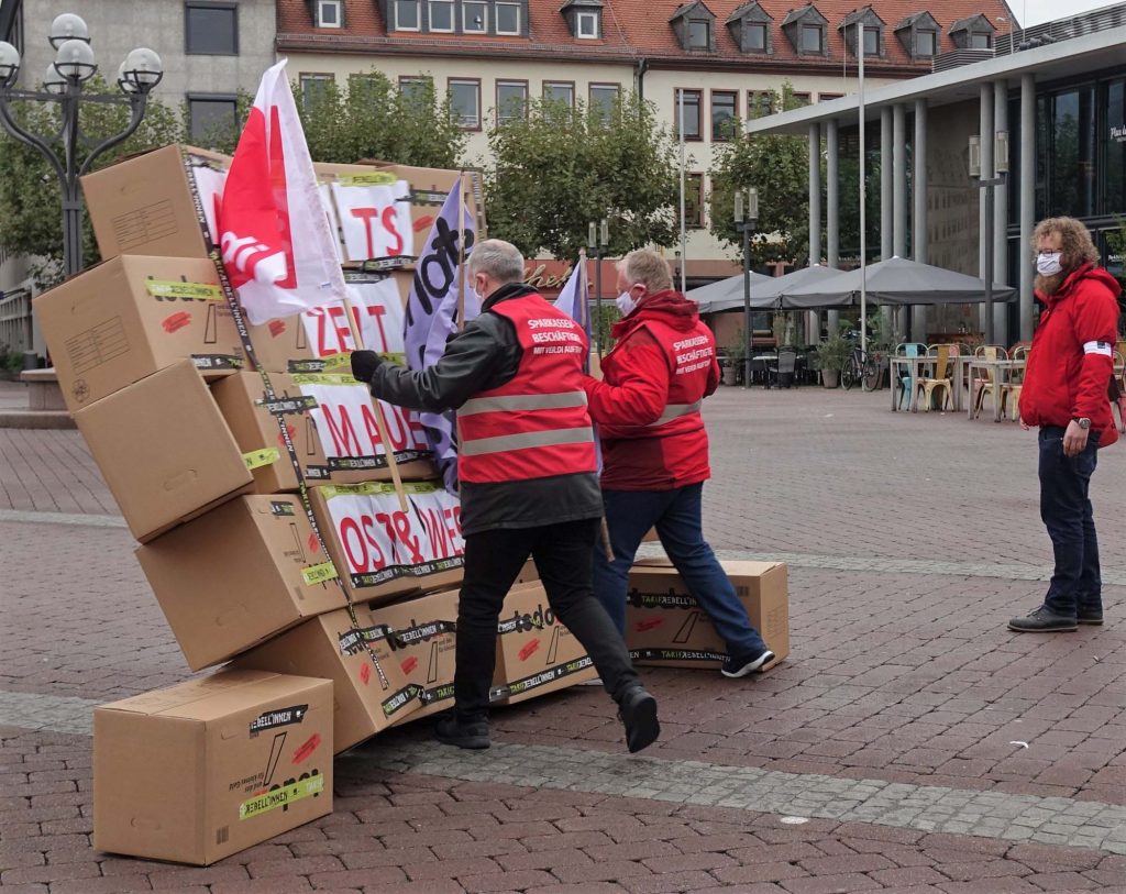 Wir reißen die Ost-West-Arbeitszeitmauer nieder - Streikaktion am 16.10. in Hanau