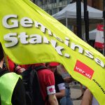 Demonstration und Kundgebung von streikenden Telekom-Beschäftigten am 10. Mai 2022 in Frankfurt