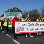 Beschäftigte des Öffentlichen Dienstes aus Mittelhessen versammeln sich am 28.02.2023 in Giessen zum Warnstreik