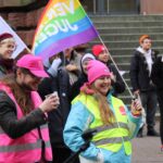 Wissenschaftliche Mitarbeiter/innen und Studentische Hilfskräfte der Uni Darmstadt am Hochschulaktionstag