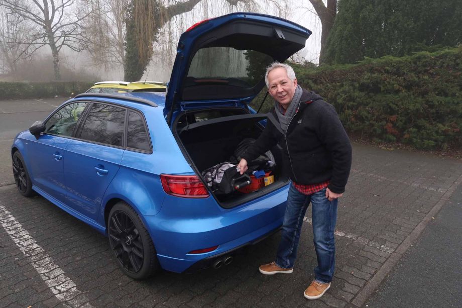 Übung zur Fotoreportage: "Ein Tag im BZ Gladenbach" Übung zur Fotoreportage: "Ein Tag im BZ Gladenbach"