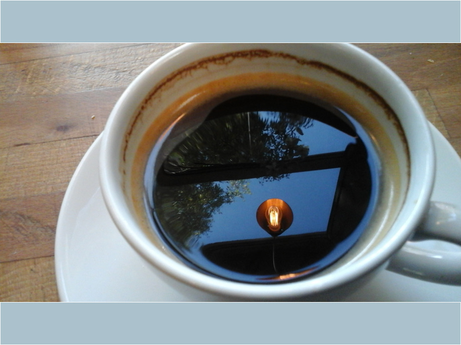 Lampe im Kaffee