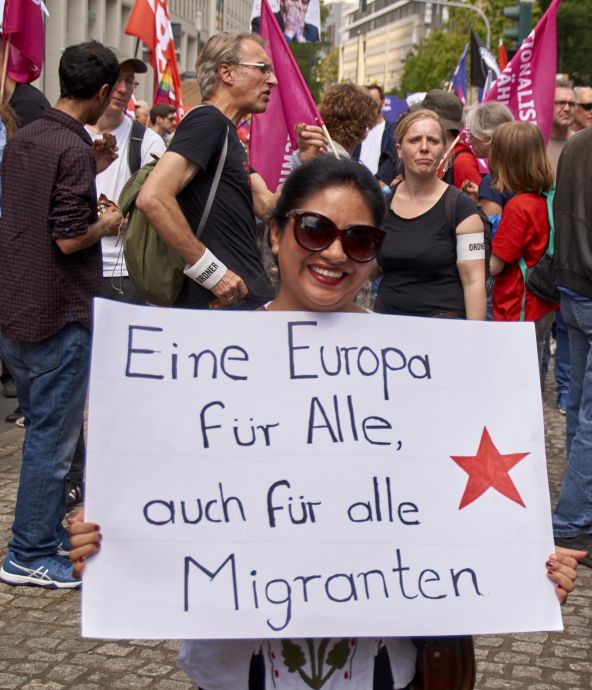 Für ein demokratisches, soziales Europa ohne Nationalismus! Für ein demokratisches, soziales Europa ohne Nationalismus!