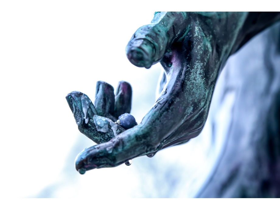 Perlmuttblau