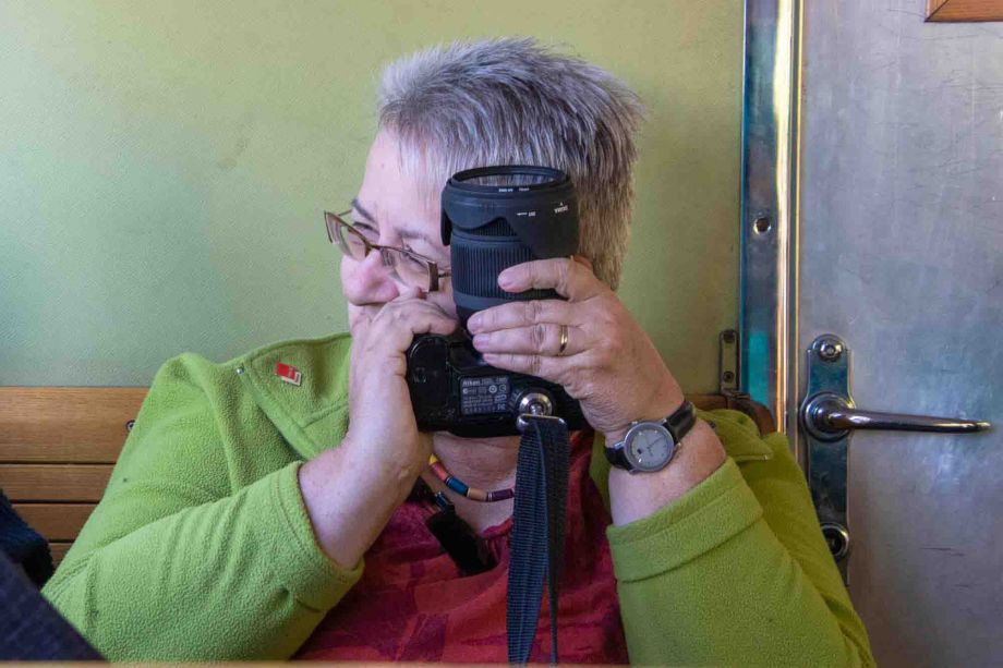 ganz leise flüstert die Kamera "Lass mir auch mal eine Pause" ganz leise flüstert die Kamera "Lass mir auch mal eine Pause"