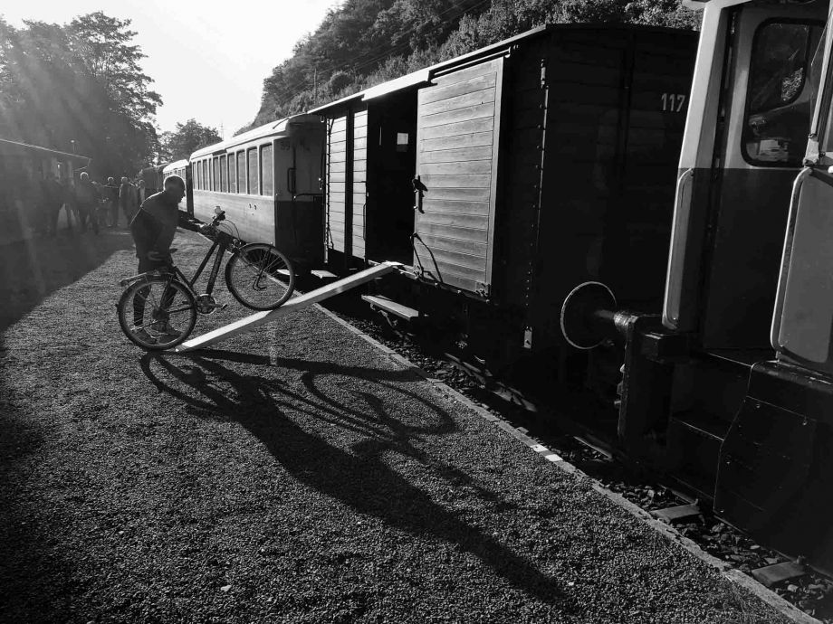 Fahrräder dürfen auch mit Fahrräder dürfen auch mit