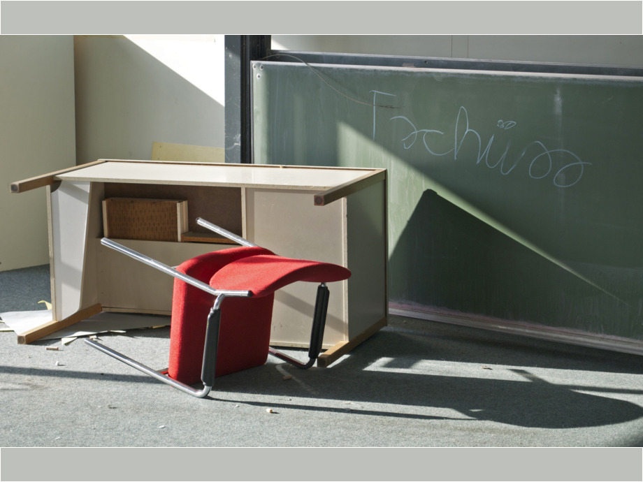 Schule aus