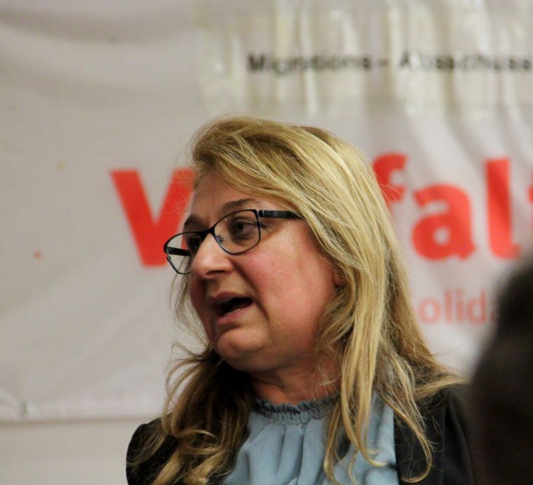 Diskussionsteilnehmerin Diskussionsteilnehmerin