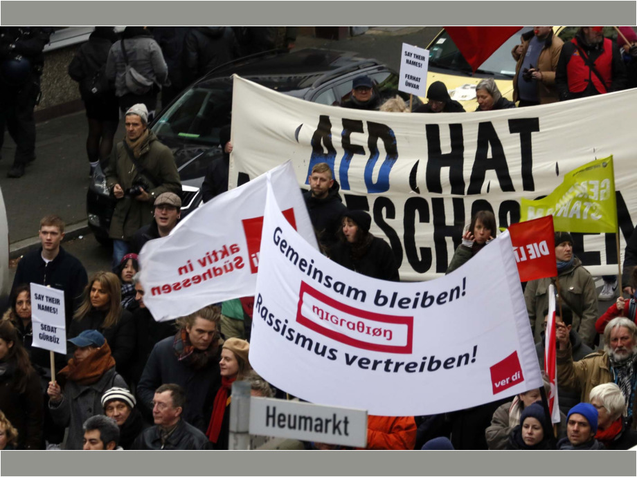 Solidarität statt Spaltung - Trauer um die Opfer der rassistschen Morde am 19. Janaur 2020 in Hanau Solidarität statt Spaltung - Trauer um die Opfer der rassistschen Morde am 19. Janaur 2020 in Hanau