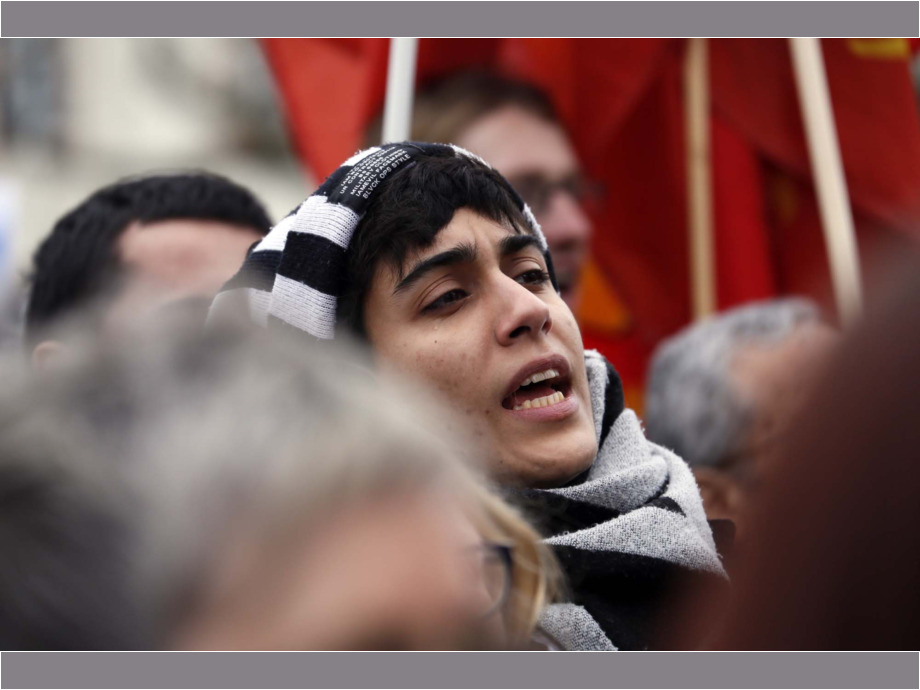 Solidarität statt Spaltung - Trauer um die Opfer der rassistschen Morde am 19. Janaur 2020 in Hanau Solidarität statt Spaltung - Trauer um die Opfer der rassistschen Morde am 19. Janaur 2020 in Hanau