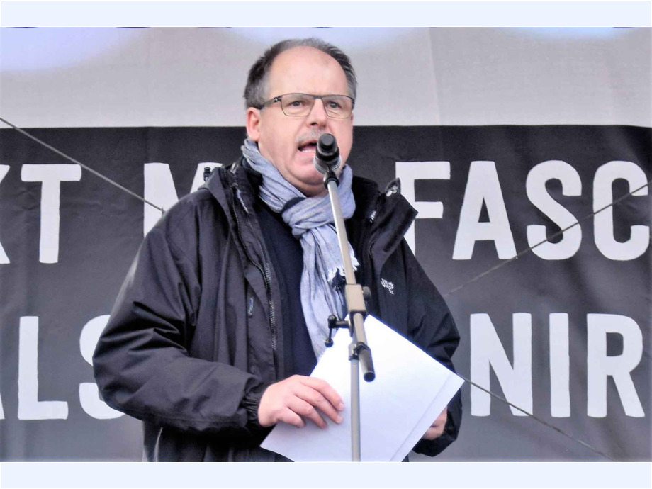 #Nichtmituns - 18.000 demonstrieren am 15. Februar 2020 in Erfurt gegen Pakt mit rechts #Nichtmituns - 18.000 demonstrieren am 15. Februar 2020 in Erfurt gegen Pakt mit rechts