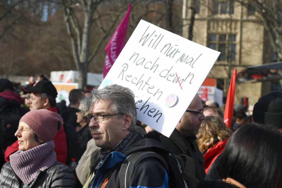#Nichtmituns - 18.000 in Erfurt gegen Pakt mit rechts #Nichtmituns - 18.000 demonstrieren am 15. Februar 2020 in Erfurt gegen Pakt mit rechts