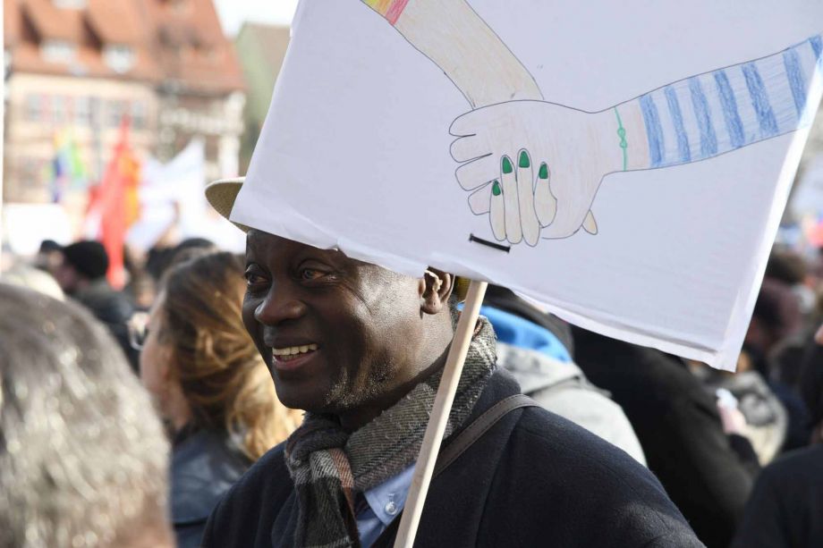 #Nichtmituns - 18.000 in Erfurt gegen Pakt mit rechts #Nichtmituns - 18.000 demonstrieren am 15. Februar 2020 in Erfurt gegen Pakt mit rechts