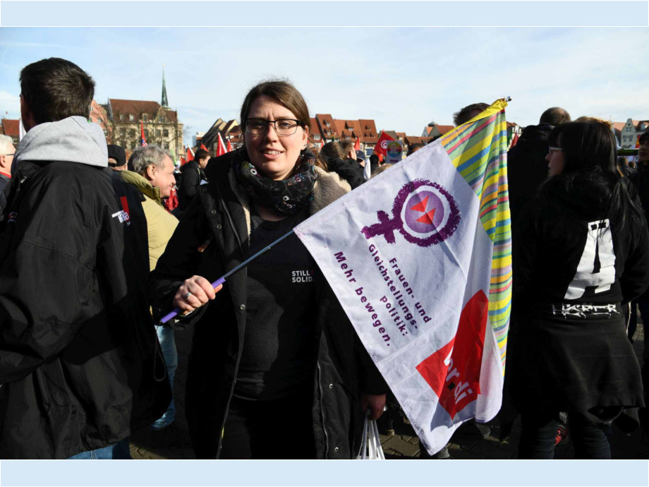 #Nichtmituns - 18.000 in Erfurt gegen Pakt mit rechts #Nichtmituns - 18.000 demonstrieren am 15. Februar 2020 in Erfurt gegen Pakt mit rechts