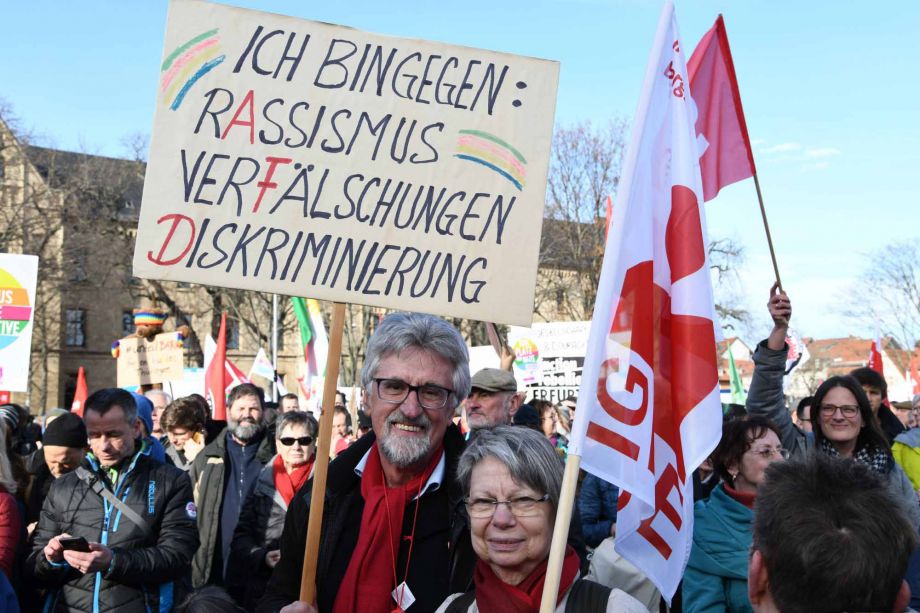 #Nichtmituns - 18.000 demonstrieren am 15. Februar 2020 in Erfurt gegen Pakt mit rechts #Nichtmituns - 18.000 demonstrieren am 15. Februar 2020 in Erfurt gegen Pakt mit rechts