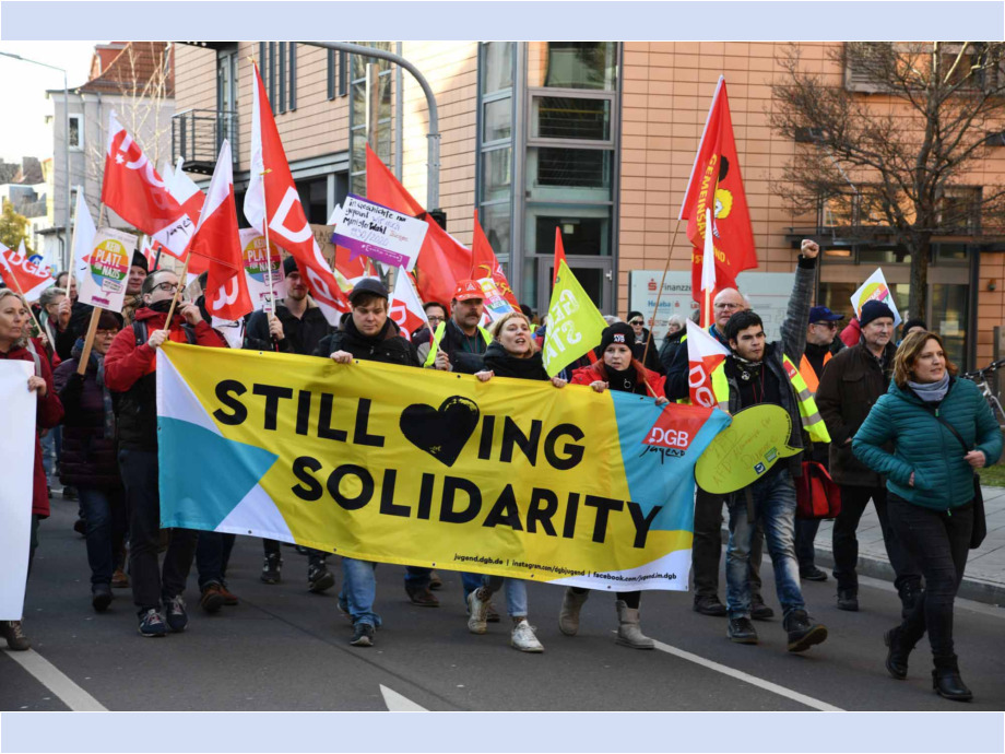 #Nichtmituns - 18.000 in Erfurt gegen Pakt mit rechts #Nichtmituns - 18.000 demonstrieren am 15. Februar 2020 in Erfurt gegen Pakt mit rechts