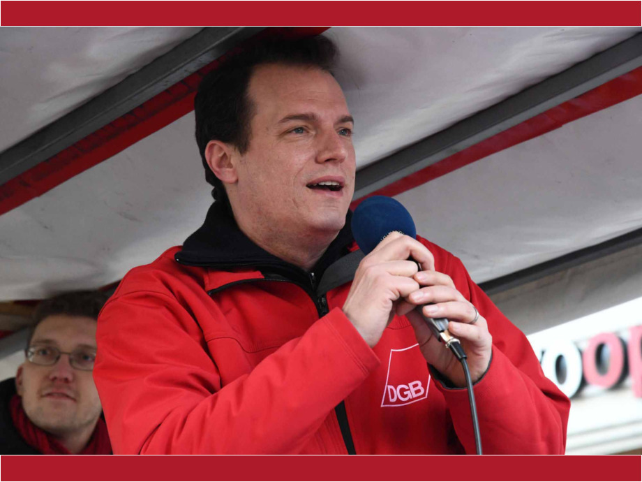 #Nichtmituns - 18.000 in Erfurt gegen Pakt mit rechts #Nichtmituns - 18.000 demonstrieren am 15. Februar 2020 in Erfurt gegen Pakt mit rechts