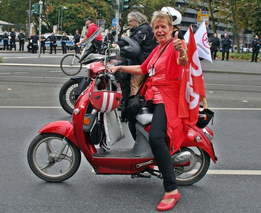 Solidarischer Gruß Solidarischer Gruß