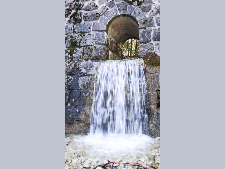 Nasse Aussicht (Wasserrückhaltemauer der Rastenbachklamm bei St. Josef a. Kalterer See)
