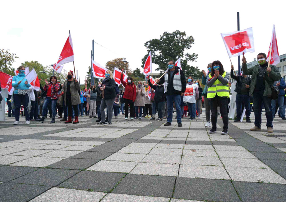Warnstreik in Offenbach in der Tarifrunde Öffentlicher Dienst 2020