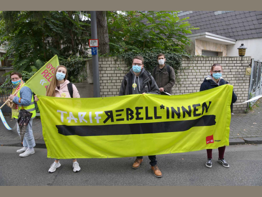 2020-09-30 Tarifrunde OeD Warnstreik Klinikum Hanau und Altenpflegezentrum Rodenbach 2020-09-30 Tarifrunde OeD Warnstreik Klinikum Hanau und Altenpflegezentrum Rodenbach
