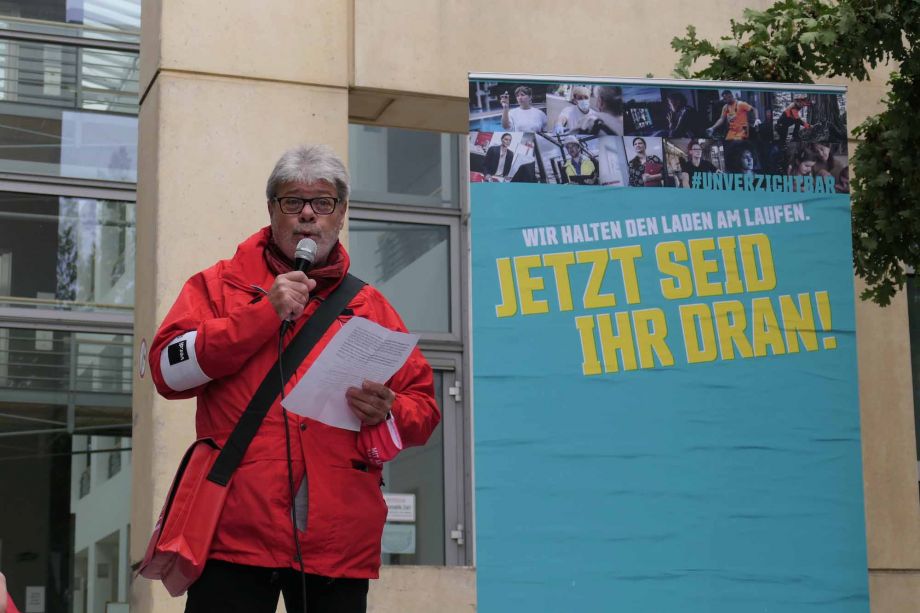 "Wir halten den Laden am Laufen - jetzt seid ihr dran" - Warnstreik am 15.10. in Bad Vilbel