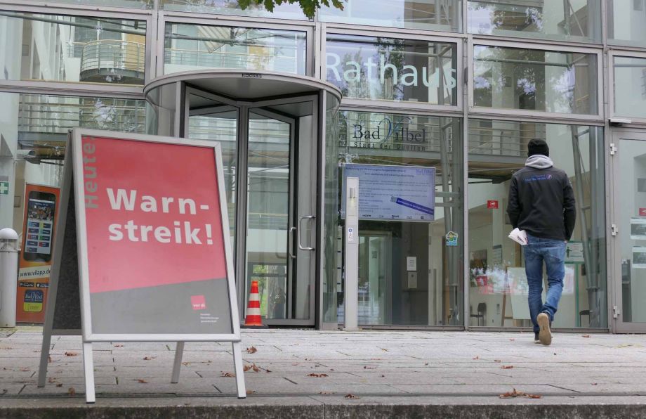 "Wir halten den Laden am Laufen - jetzt seid ihr dran" - Warnstreik am 15.10. in Bad Vilbel
