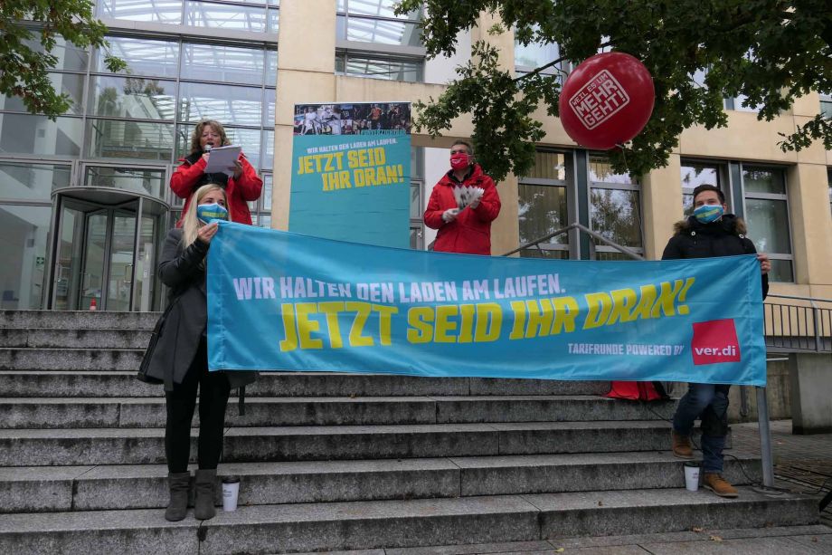 "Wir halten den Laden am Laufen - jetzt seid ihr dran" - Warnstreik am 15.10. in Bad Vilbel