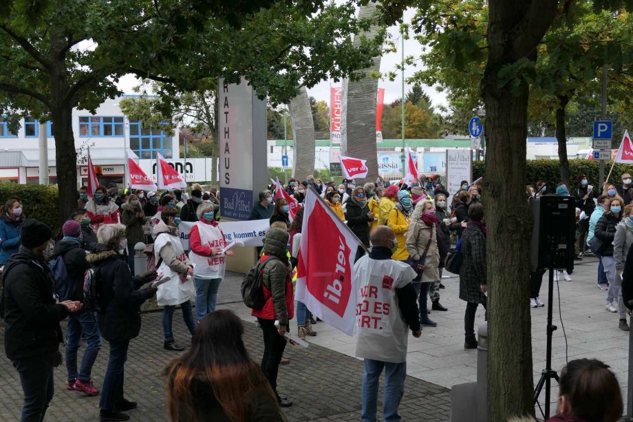 "Wir halten den Laden am Laufen - jetzt seid ihr dran" - Warnstreik am 15.10. in Bad Vilbel