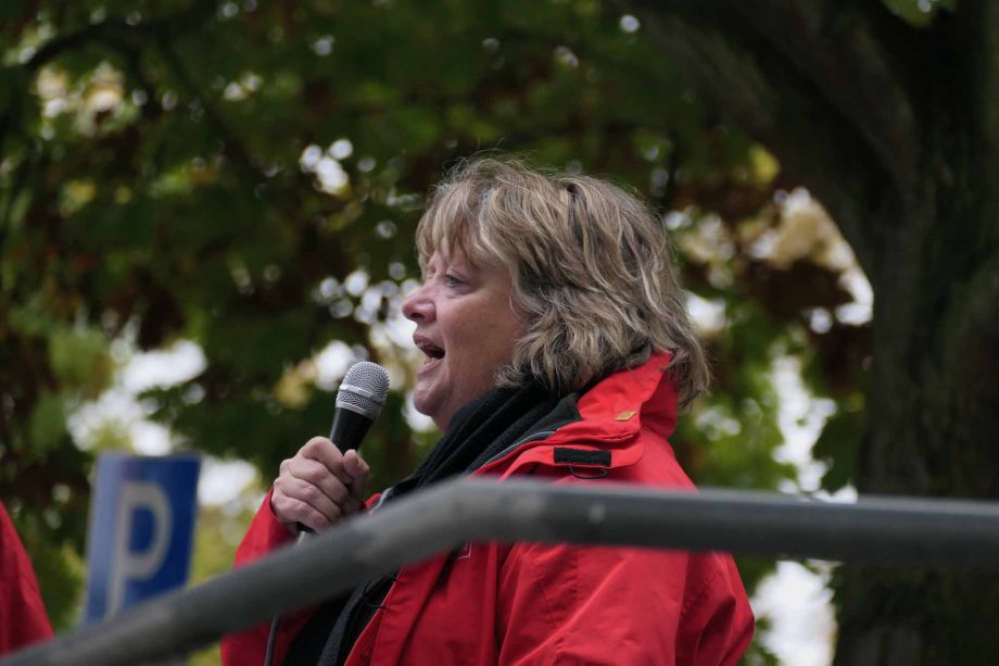 "Wir halten den Laden am Laufen - jetzt seid ihr dran" - Warnstreik am 15.10. in Bad Vilbel