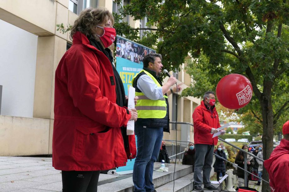 "Wir halten den Laden am Laufen - jetzt seid ihr dran" - Warnstreik am 15.10. in Bad Vilbel