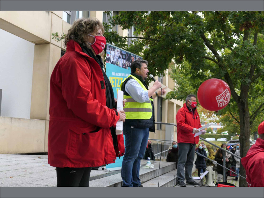 "Wir halten den Laden am Laufen - jetzt seid ihr dran" - Warnstreik am 15.10. in Bad Vilbel "Wir halten den Laden am Laufen - jetzt seid ihr dran" - Warnstreik am 15.10. in Bad Vilbel