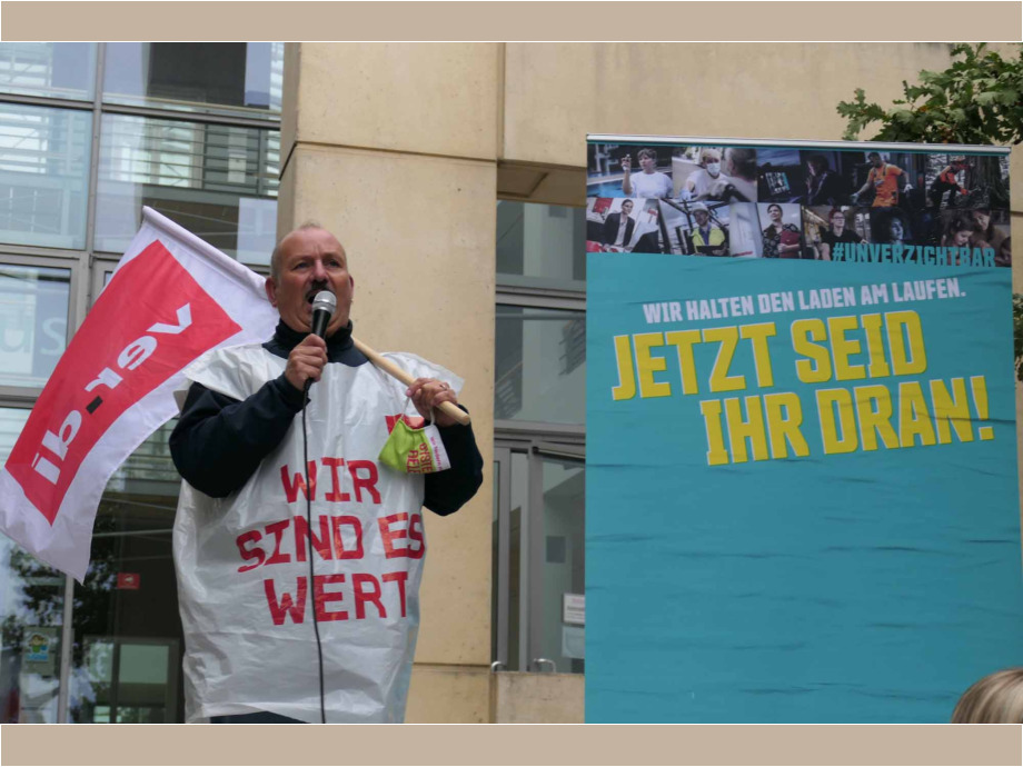 "Wir halten den Laden am Laufen - jetzt seid ihr dran" - Warnstreik am 15.10. in Bad Vilbel "Wir halten den Laden am Laufen - jetzt seid ihr dran" - Warnstreik am 15.10. in Bad Vilbel