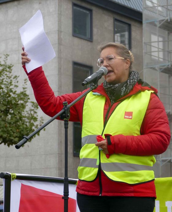 Wir reißen die Ost-West-Arbeitszeitmauer nieder – Warnstreikaktion am 16.10. in Hanau