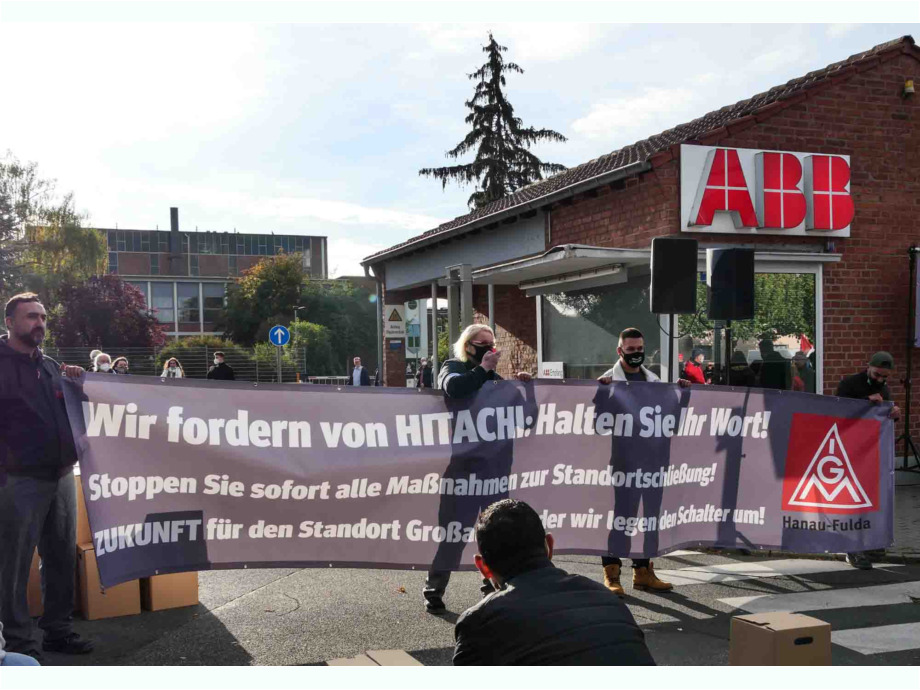 Schwarze-Wolken über Großauheim - Protest am 5.10.2020 gegen die Schließung von Hitachi-ABB