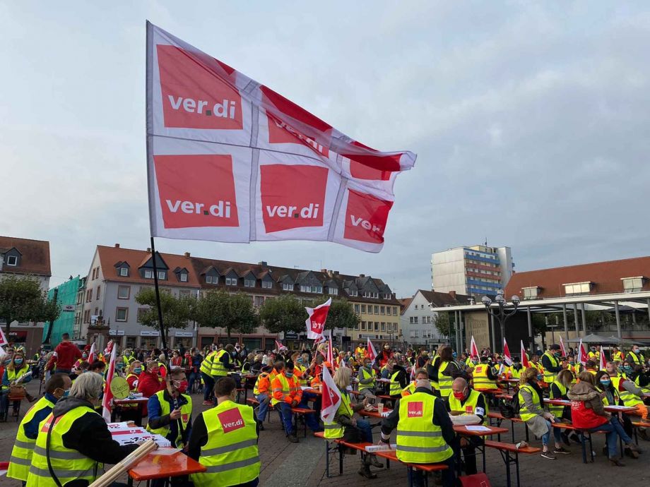 2020-10-01 Tarifrunde TV OeD - Streikfrühstück auf dem Marktplatz in Hanau 2020-10-01 Tarifrunde TV OeD - Streikfrühstück auf dem Marktplatz in Hanau