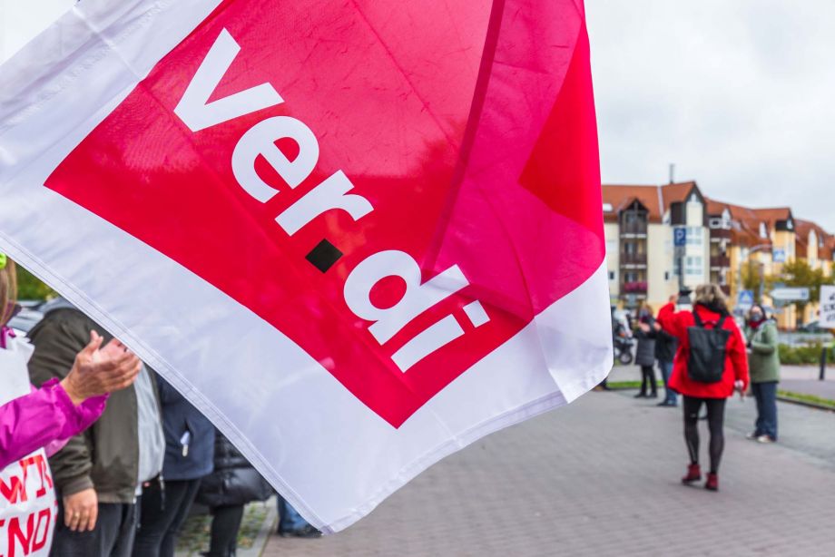 ver.di macht Druck - Warnstreik zur Tarifrunde im Öffentlichen Dienst in Offenbach ver.di macht Druck - Warnstreik zur Tarifrunde im Öffentlichen Dienst in Offenbach