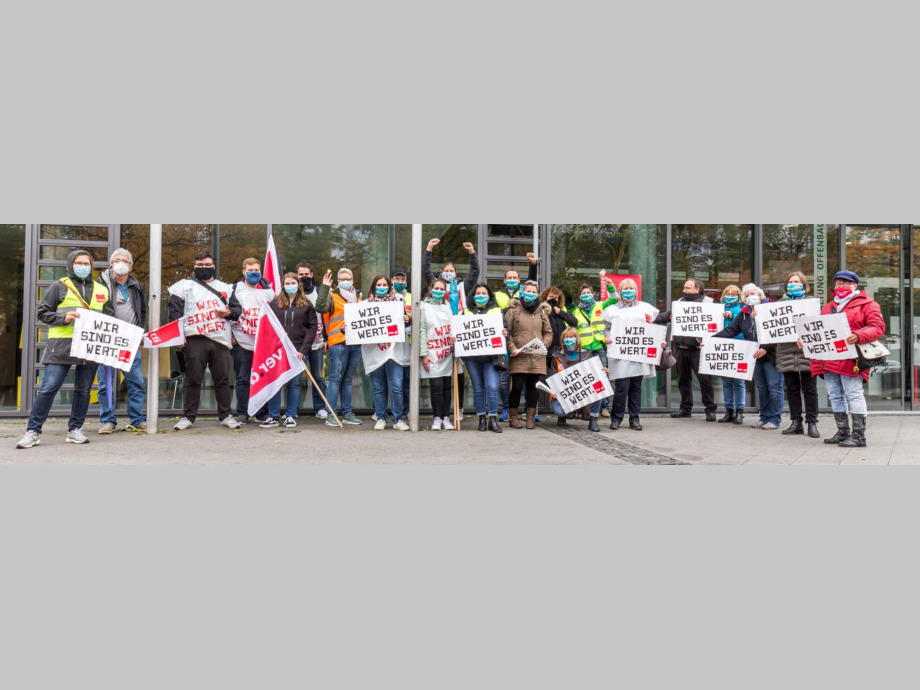 ver.di macht Druck - Warnstreik zur Tarifrunde im Öffentlichen Dienst in Offenbach ver.di macht Druck - Warnstreik zur Tarifrunde im Öffentlichen Dienst in Offenbach