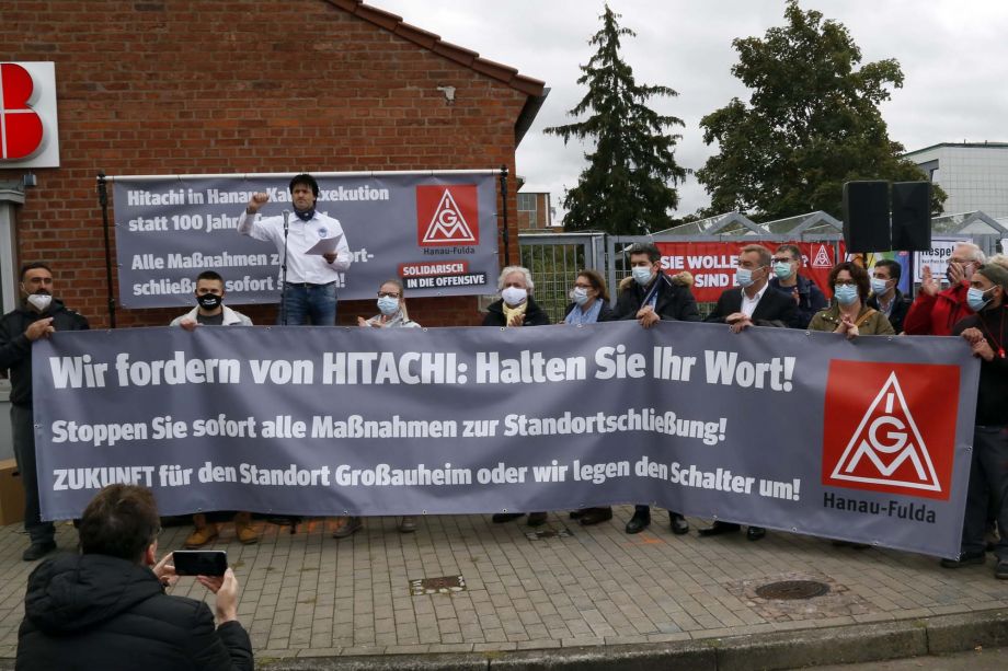Schwarze-Wolken über Großauheim - Protest am 5.10.2020 gegen die Schließung von Hitachi-ABB