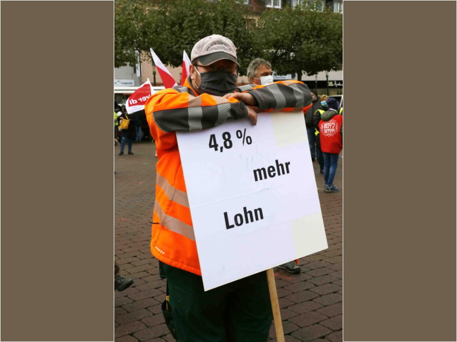 Wir reißen die Ost-West-Arbeitszeitmauer nieder - Streikaktion am 16.10. in Hanau Wir reißen die Ost-West-Arbeitszeitmauer nieder - Streikaktion am 16.10. in Hanau