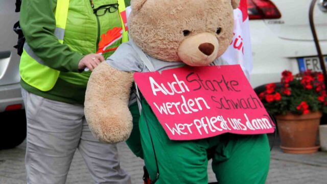 Die Stars aus dem Odenwald fordern ihre Gage - Warnstreik am 20. Oktober in Erbach/Odenwald Die Stars aus dem Odenwald fordern ihre Gage - Warnstreik am 20. Oktober in Erbach/Odenwald