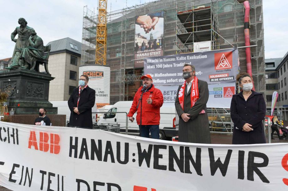 Warnstreik und Autocorsoam 19. November 2020 für den Erhalt der Arbeitsplätze bei Hitachi ABB Power Grids in Hanau-Großauheim
