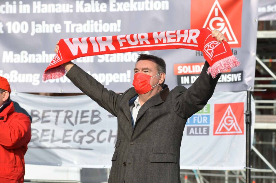 Warnstreik und Autocorsoam 19. November 2020 für den Erhalt der Arbeitsplätze bei Hitachi ABB Power Grids in Hanau-Großauheim Warnstreik und Autocorsoam 19. November 2020 für den Erhalt der Arbeitsplätze bei Hitachi ABB Power Grids in Hanau-Großauheim