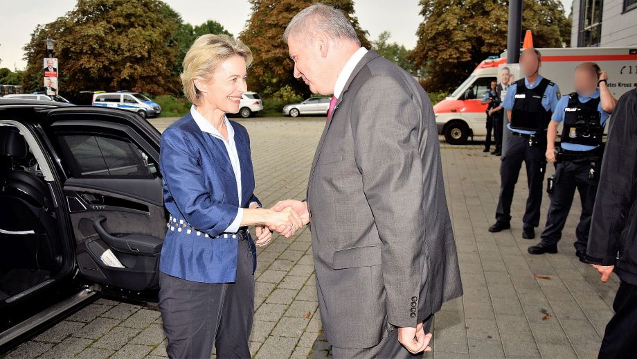 Ursula von der Leyen und Oswin Veidt, Bad Vilbel