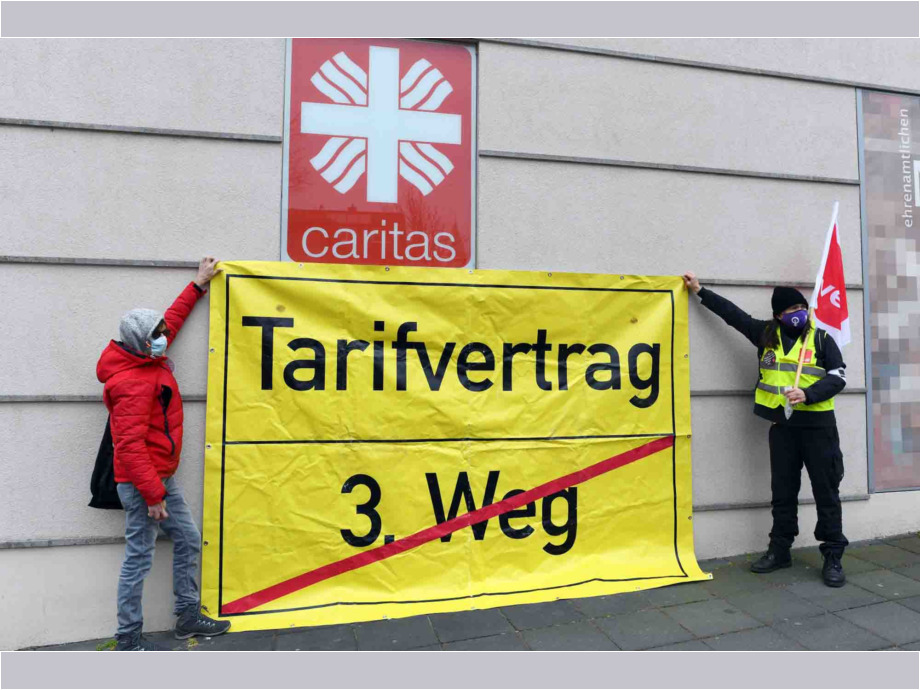 Protestaktion vor der Caritas Frankfurt gegen die Ablehnung der Allgemeinverbindlichkeit des Tarifvertrages für die Beschäftigten in der Altenpflege