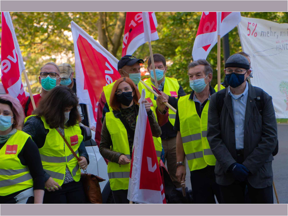 Beschäftigte des Landes Hessen machen ihre Forderungen deutlich