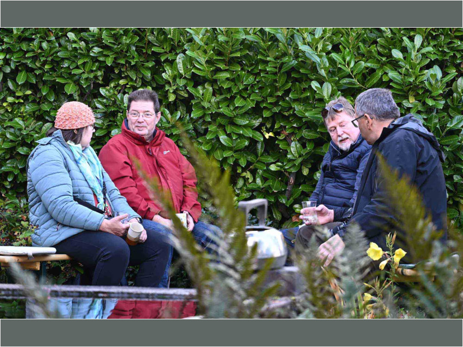 Plaudern beim Federweißen Plaudern beim Federweißen