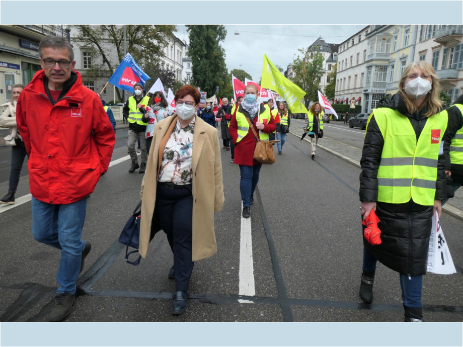 Die stellvertretende ver.di Bundesvorsitzende Christine Behle, Jens Ahäuser, Daniela Suttner