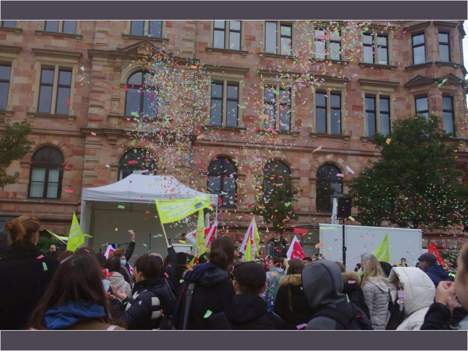 Bunt und fröhlich ist der Protest