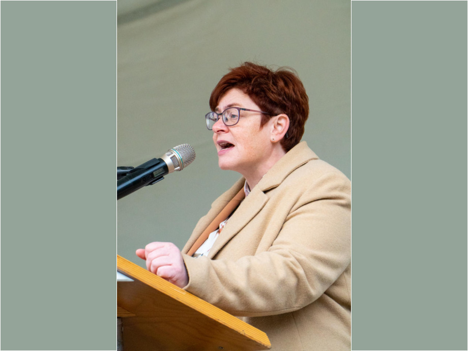 Die stellvertretende ver.di Bundesvorsitzende Christine Behle
